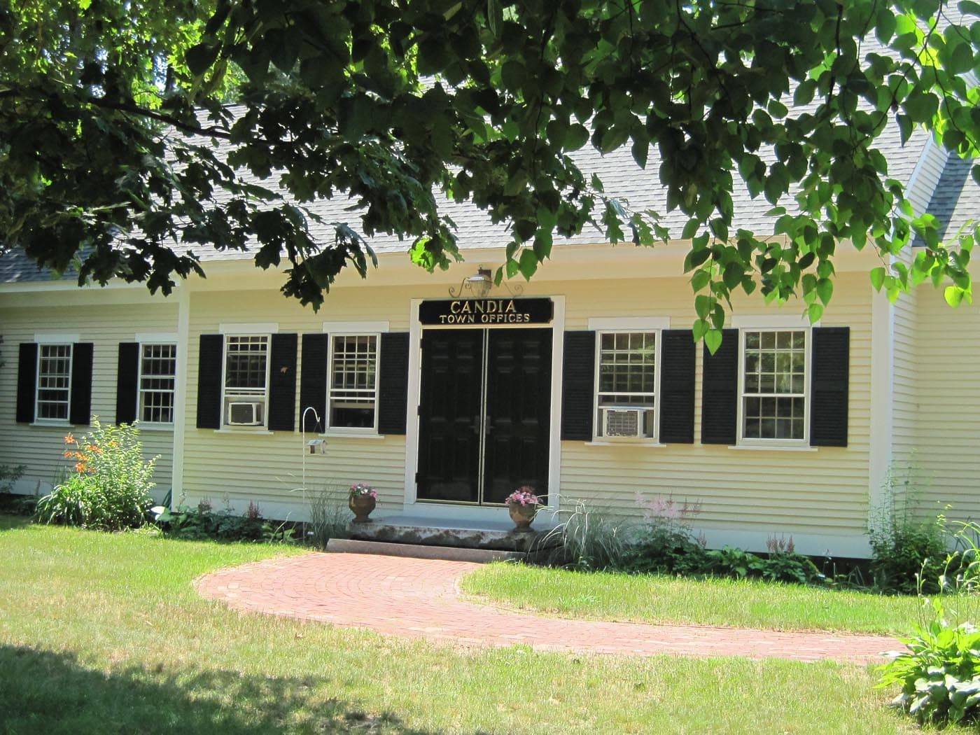 Candia Town Clerk
