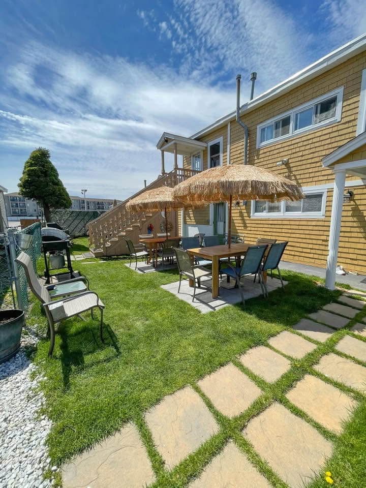 Mike's Cottages Hampton NH