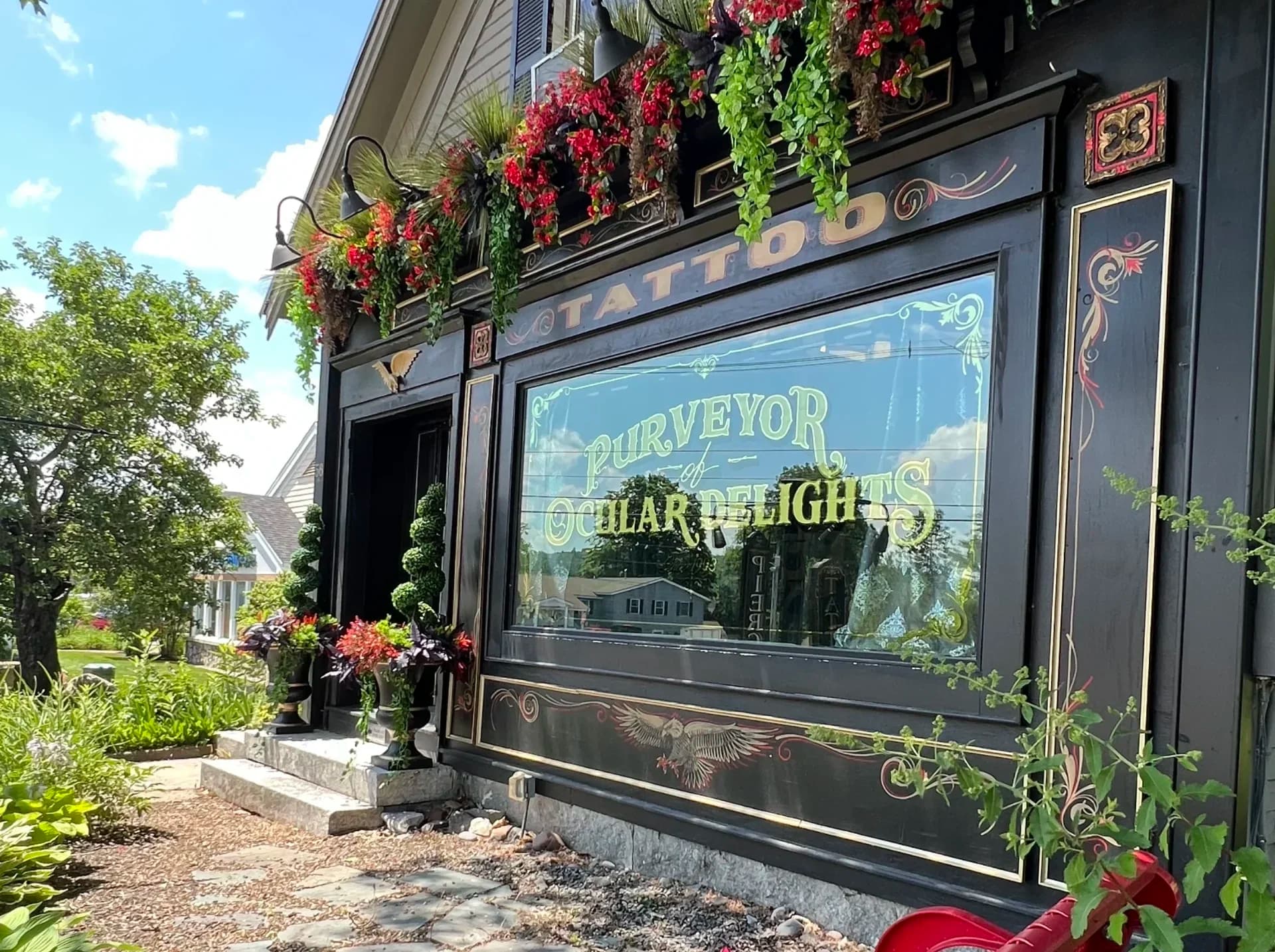 Midnight Moon Tattoo & Siren Body Piercing