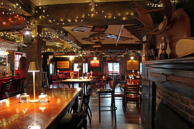 Wildcat Inn & Tavern