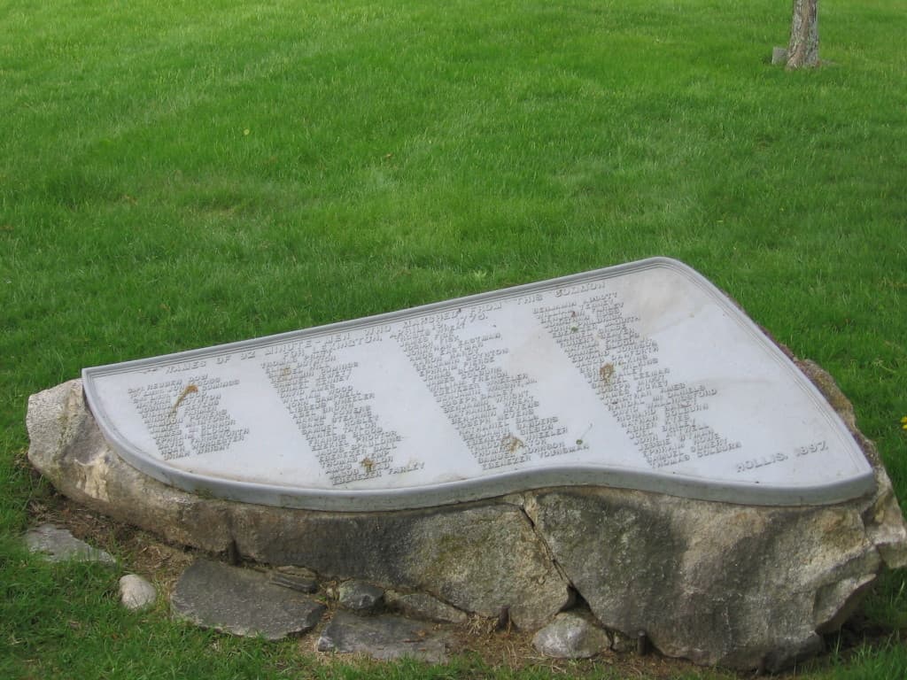 Hollis, NH